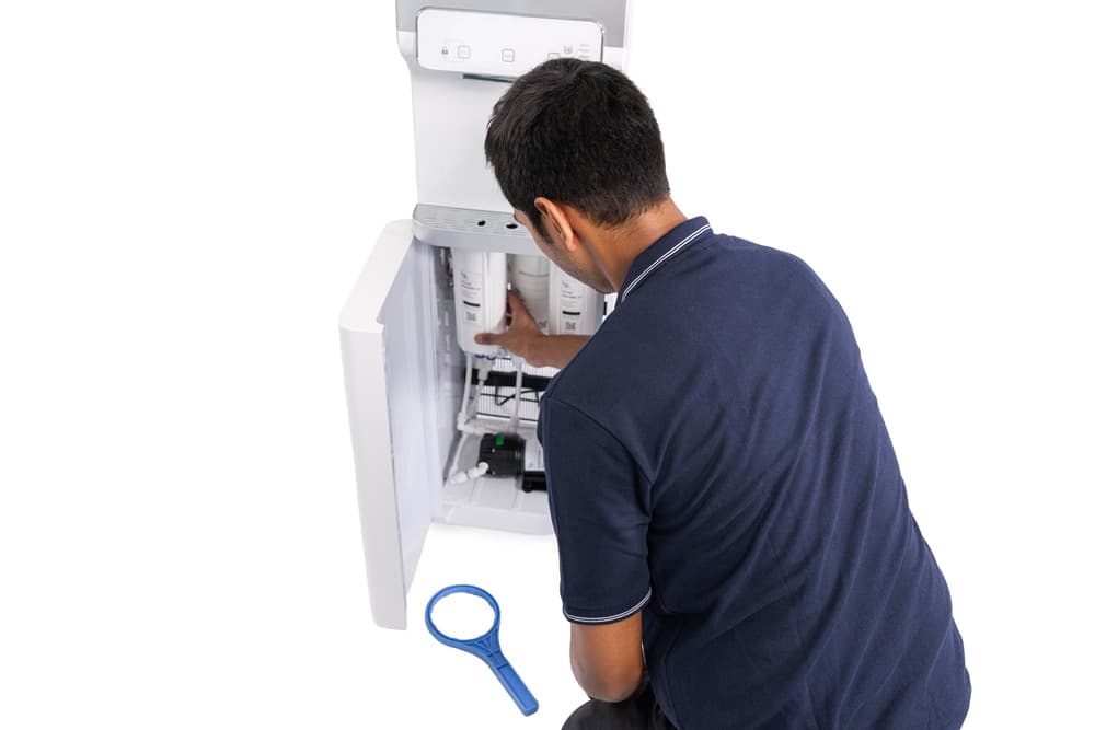 Under sink water purifier installation